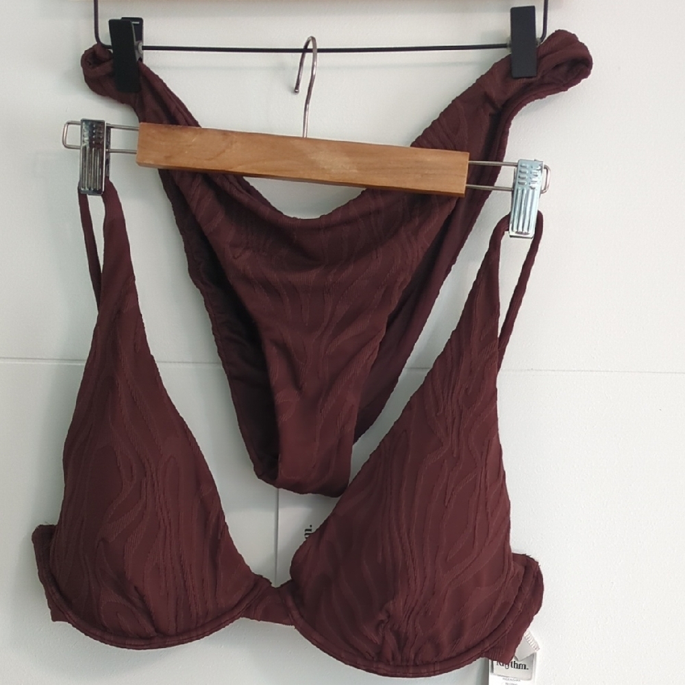 Rhythm Deep Chocolate Brown Textured 2 Pieces Bathing Suit Underwire Sz XXL
